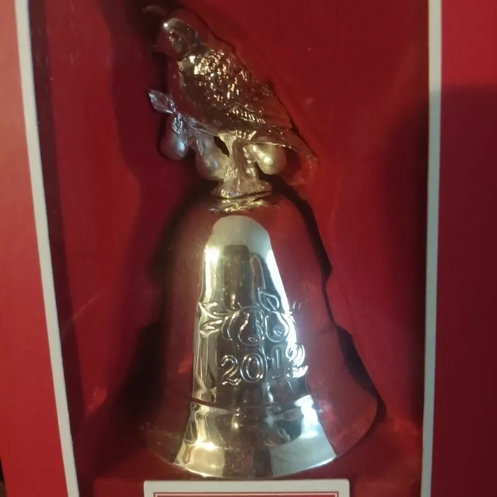 NIB Lenox 2012 Annual Metal Musical Christmas Bell
